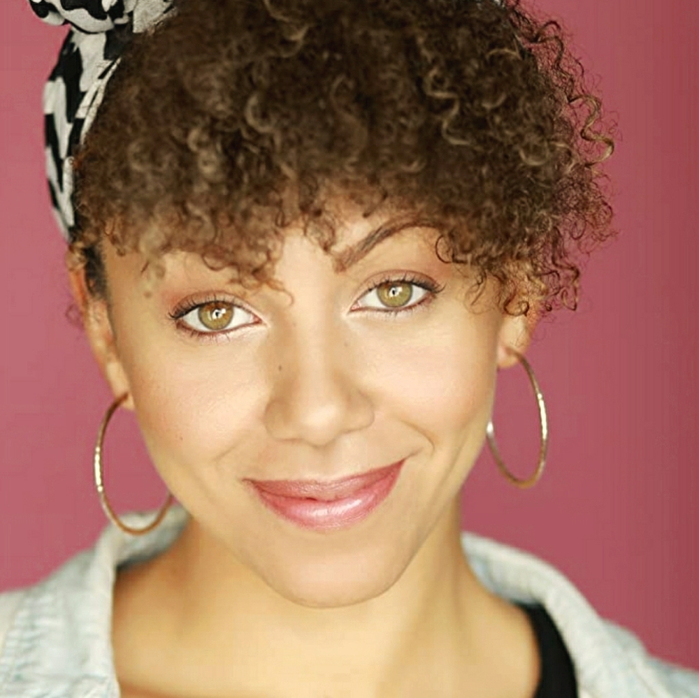 Meet your Posher, Cassandra